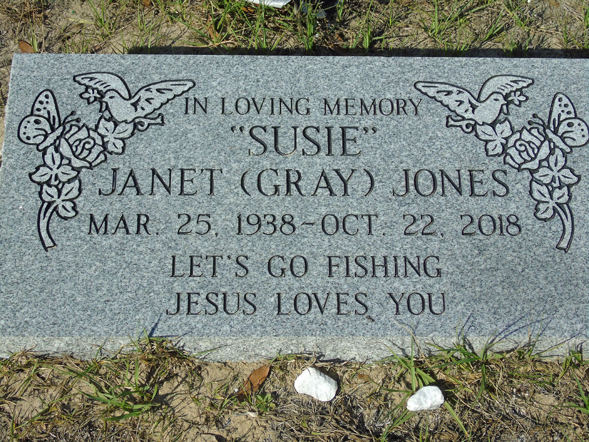 Headstone for Jones, Janet Susie Gray
